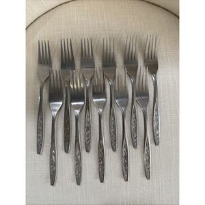 Custom Craft CUS1 Dinner Forks 11pc Stainless Steel 7.125" Textured Roses